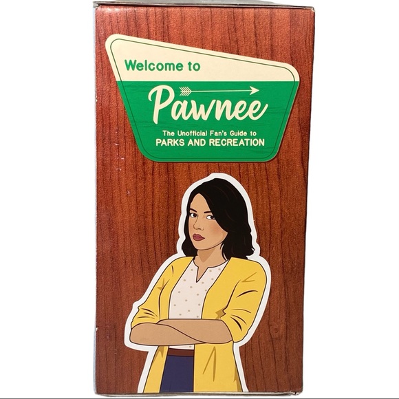 Smith Street Gift Parks & Recs Welcome to Pawnee  Book & Mug - Picture 4 of 8